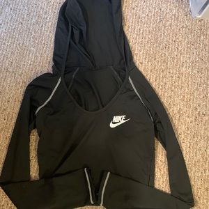 Nike cropped black top